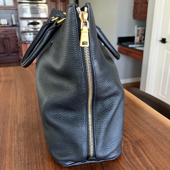 Prada Tote Bag - Picture 5 of 16